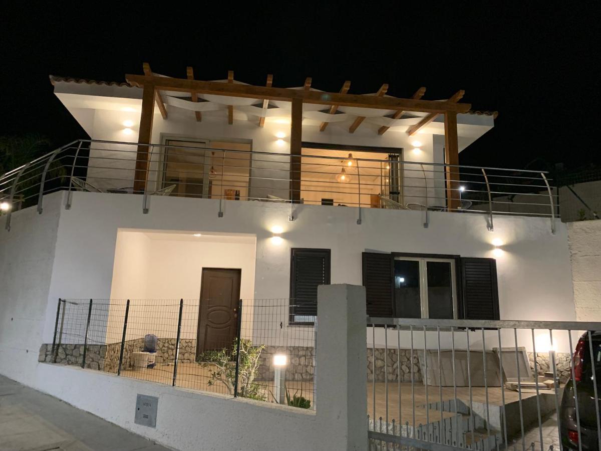 Villa Dei Fiori Zambrone Bagian luar foto
